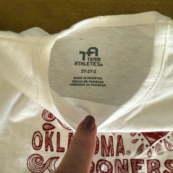 Kids White Oklahoma Sooners Graphic Tee - Picture 2 of 4